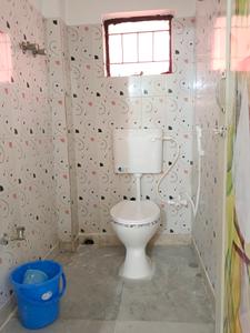 Common Bathroom Image of 510 Sq.ft 2 BHK Apartment / Flat for sale in Kasba Kolkata for Rs. 2100000