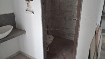 Bathroom Image of 1315 Sq.ft 2 BHK Apartment / Flat for sale in Anand Aspire, Jahangirabad Surat for Rs. 5500000