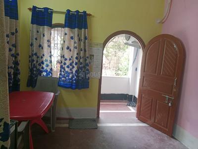 Bedroom Image of 400 Sq.ft 1 BHK Independent House for rent in Airport Gate no. 1 Kolkata for Rs. 11500