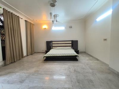 Hall Image of 3500 Sq.ft 3.5 BHK Independent House for rent in Sector 40 Noida for Rs. 125000