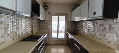 Kitchen Image of 2200 Sq.ft 3 BHK Apartment / Flat for sale in Darvesh Royale, Bandra West Mumbai for Rs. 125000000