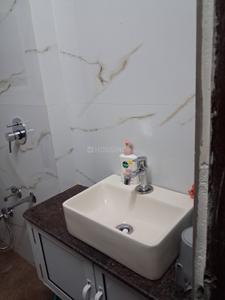 Bathroom Image of 20k rent 25k deposit in Andheri West, Mumbai