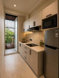 Kitchen Image of 750 Sq.ft 1 BHK Apartment / Flat for rent in Shree Balaji Shree Balaji Wind Park, Gota Ahmedabad for Rs. 20000