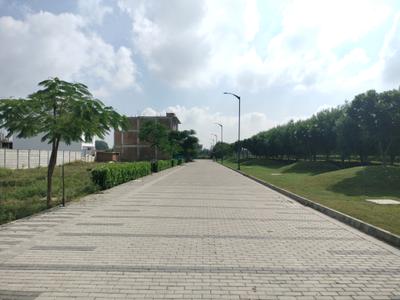 Image of 140 Sq.ft Residential Plot / Land for sale in BPTP District 6 Block L, Sector 84, Faridabad for Rs. 23800000