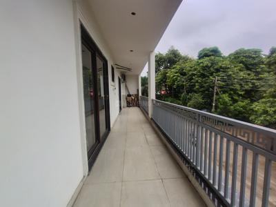Balcony Image of 4500 Sq.ft 4 BHK Builder Floor for sale in Sector 10A Gurgaon for Rs. 43000000
