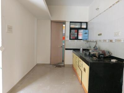Kitchen Image of 938 Sq.ft 2 BHK Apartment / Flat for rent in Magarpatta Iris, Magarpatta City Pune for Rs. 42000