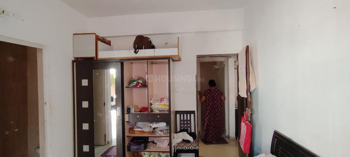 Shayona Tilak III Main Image 1