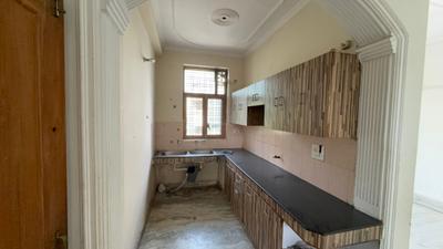 Kitchen Image of 1800 Sq.ft 2 BHK Builder Floor for rent in Sector 46 Gurgaon for Rs. 32000