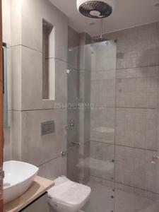 Bathroom Image of 1125 Sq.ft 3 BHK Builder Floor for rent in Vikaspuri New Delhi for Rs. 50000