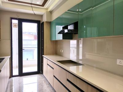 Kitchen Image of 1800 Sq.ft 3 BHK Builder Floor for sale in Vipul World, Sector 48 Gurgaon for Rs. 24900000