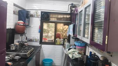 Kitchen Image of 610 Sq.ft 2 BHK Apartment / Flat for sale in Borivali West Mumbai for Rs. 16000000