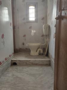 Bathroom Image of 2000 Sq.ft 3 BHK Apartment / Flat for rent in Hakim Para Siliguri for Rs. 30000