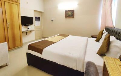 Bedroom Image of Smart living PG in Dadar West, Mumbai