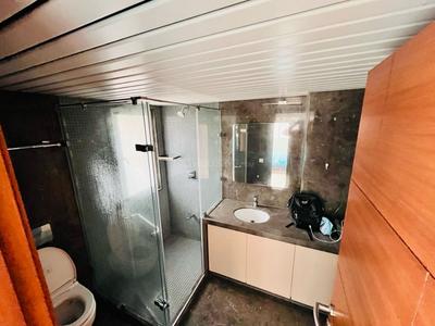 Bathroom Image of 4400 Sq.ft 4 BHK Apartment / Flat for sale in Indraprasth Gulmohar, Vastrapur Ahmedabad for Rs. 55000000