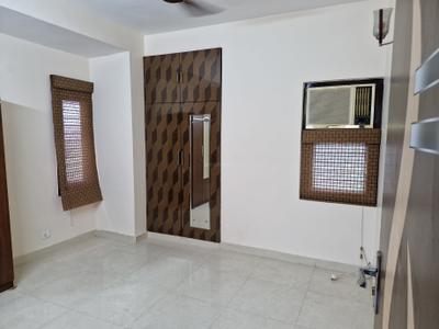 Bedroom Image of 1800 Sq.ft 3 BHK Apartment / Flat for sale in Manchahat Apartment, Sector 10 Dwarka New Delhi for Rs. 30000000