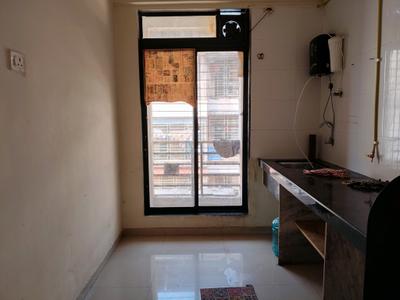 Kitchen Image of 650 Sq.ft 1 BHK Apartment / Flat for rent in Kharghar Navi Mumbai for Rs. 18000