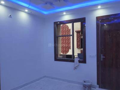 Bedroom Image of 820 Sq.ft 2 BHK Builder Floor for sale in Shastri Nagar New Delhi for Rs. 4650000