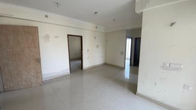 Living Room Image of 1200 Sq.ft 3 BHK Apartment / Flat for sale in Amrapali Crystal Homes Phase 1, Sector 76 Noida for Rs. 17807500