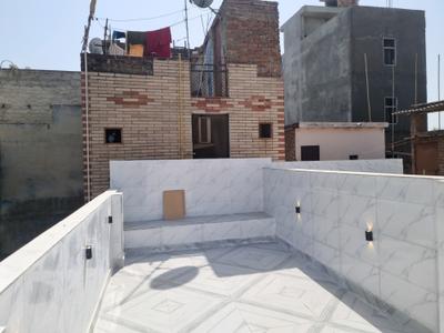 Terrace Image of 450 Sq.ft 1 BHK Independent House for sale in Razapur Khurd New Delhi for Rs. 4500000