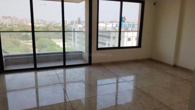 Living Room Image of 2350 Sq.ft 3 BHK Apartment / Flat for sale in Chanakyapuri Ahmedabad for Rs. 14500000