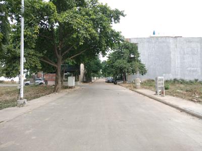 Image of 240 Sq.ft Residential Plot / Land for sale in Sector 76, Faridabad for Rs. 40000000