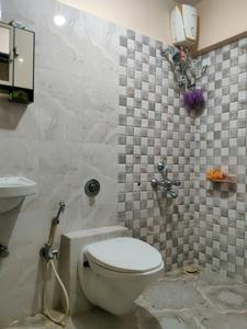 Common Bathroom Image of 500 Sq.ft 1 BHK Apartment / Flat for sale in Thane West Thane for Rs. 9000000