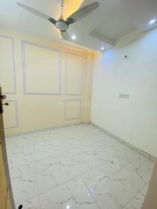 Bedroom Image of 3250 Sq.ft 3 BHK Apartment / Flat for rent in Uttam Nagar New Delhi for Rs. 18000