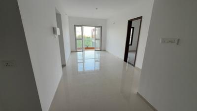 Living Room Image of 1210 Sq.ft 3 BHK Apartment / Flat for sale in Kohinoor Sportsville, Maan Pune for Rs. 11500000