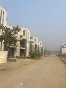 Image of 2759 Sq.ft 4 BHK Villa for sale in Godrej Golf Link, Jaypee Greens, Greater Noida for Rs. 35000000