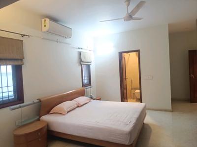 Bedroom Image of 4000 Sq.ft 4 BHK Independent House for rent in RMZ Galleria Residences by RMZ Corp, RMV Extension Stage 2 Bengaluru for Rs. 300000