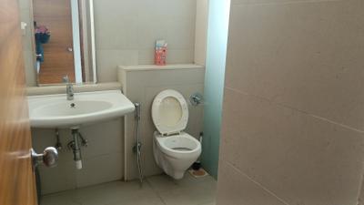 Image of 1400 Sq.ft 2 BHK Apartment / Flat for rent in Amanora Aspire Towers, Hadapsar, Pune for Rs. 50000