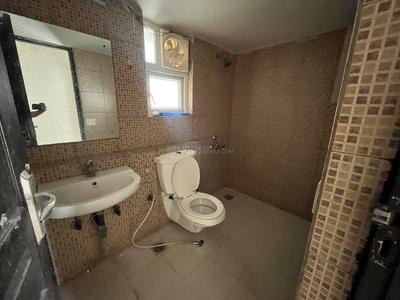 Bathroom Image of 900 Sq.ft 2 BHK Apartment / Flat for rent in The 3C Lotus Zing, Sector 168 Noida for Rs. 24000