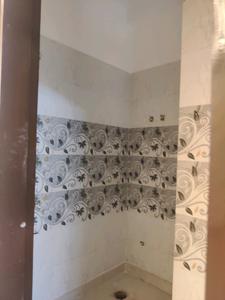 Common Bathroom Image of 750 Sq.ft 2 BHK Builder Floor for sale in DLF Ankur Vihar Ghaziabad for Rs. 2475000