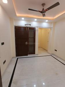 Bedroom Image of 1250 Sq.ft 2 BHK Builder Floor for rent in Sector 122 Noida for Rs. 25000