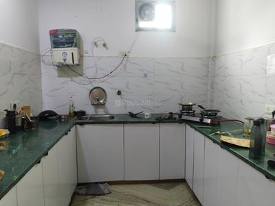 Kitchen Image of 2160 Sq.ft 2 BHK Builder Floor for rent in Selling Sunset South City 1, Sector 41 Gurgaon for Rs. 40000