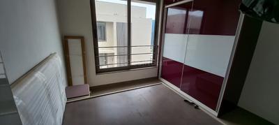Bedroom Image of 1200 Sq.ft 3.5 BHK Apartment / Flat for sale in Malabar Exotica, Tragad Ahmedabad for Rs. 15000000