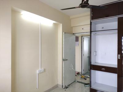 Bedroom Image of 600 Sq.ft 1 BHK Apartment / Flat for rent in Bharat Vihar New Delhi for Rs. 21000