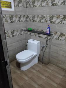 Bathroom Image of 1200 Sq.ft 2 BHK Independent House for rent in Jharapada Bhubaneswar for Rs. 14000