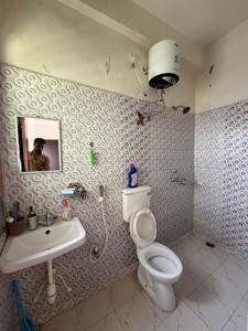 Bathroom Image of 1600 Sq.ft 2 BHK Builder Floor for rent in Tagore Town Allahabad for Rs. 27000