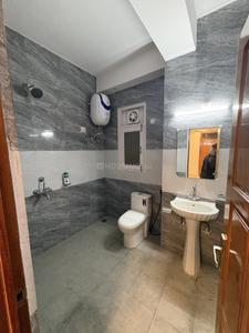 Bathroom Image of 1200 Sq.ft 3 BHK Apartment / Flat for rent in Bhattakufer Shimla for Rs. 27000