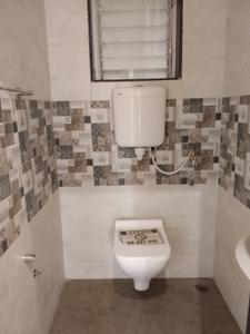 Common Bathroom Image of 1250 Sq.ft 2.5 BHK Apartment / Flat for sale in Riverside, Taloja Navi Mumbai for Rs. 7500000