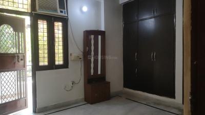 Bedroom Image of 1050 Sq.ft 2 BHK Builder Floor for sale in Vaishali Ghaziabad for Rs. 8500000