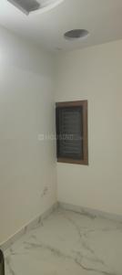 Bedroom Image of 810 Sq.ft 3 BHK Builder Floor for rent in Chanakya Place New Delhi for Rs. 22000
