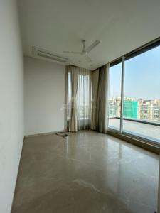 Bedroom Image of 3700 Sq.ft 4 BHK Apartment / Flat for sale in Santacruz West Mumbai for Rs. 300000000