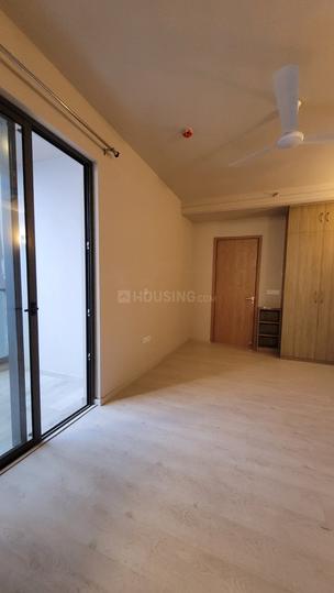 Unitech The Close North Main Image 1