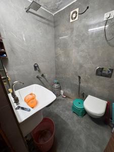 Bathroom Image of 1500 Sq.ft 3 BHK Apartment / Flat for sale in Keshavkunj NDMC Appartment, Vikaspuri New Delhi for Rs. 18500000