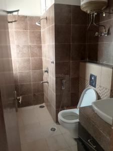 Bathroom Image of 1499 Sq.ft 2.5 BHK Apartment / Flat for sale in ASF Isle de Royale, Gwal Pahari Gurgaon for Rs. 17500000