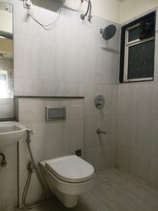 Common Bathroom Image of 1450 Sq.ft 3 BHK Apartment / Flat for sale in Matunga East Mumbai for Rs. 62500000