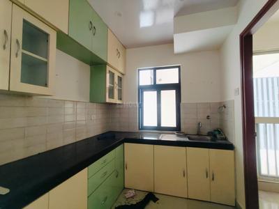 Kitchen Image of 1100 Sq.ft 3 BHK Apartment / Flat for rent in Unimark Lakewood Estate, New Garia Kolkata for Rs. 44000