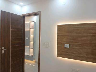 Bedroom Image of 800 Sq.ft 1 BHK Builder Floor for sale in  Shalimar Bagh BH West Block RWA, Shalimar Bagh New Delhi for Rs. 6500000